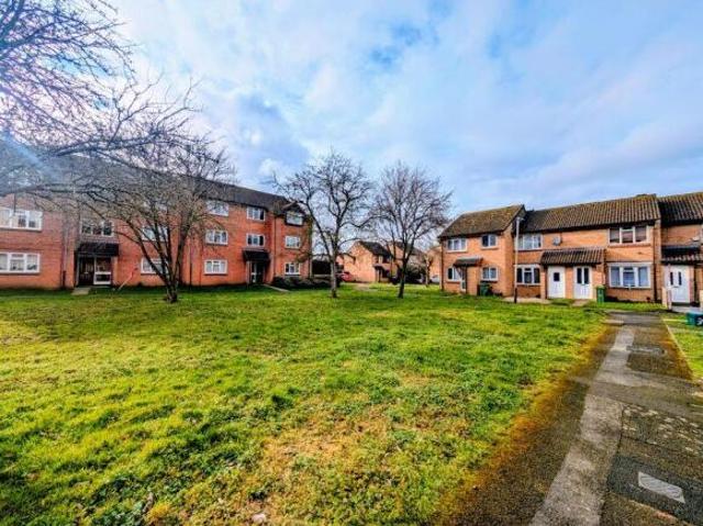 Studio for sale in Alstone, Golden Valley