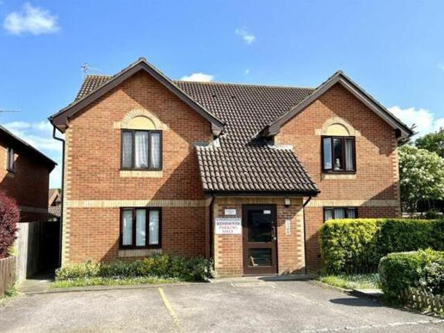 House for sale in Spring Vale, Hampshire