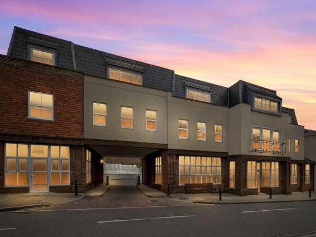 House for sale in Surrey
