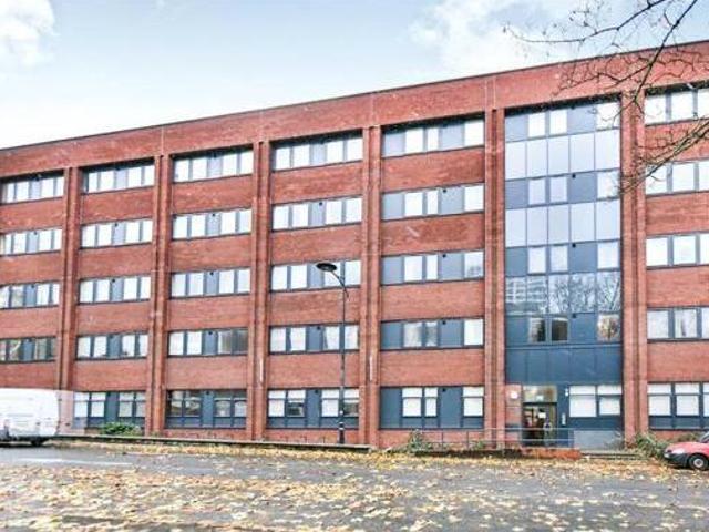 House for sale in Swindon