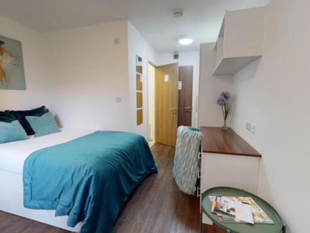 Studio for sale in Five Acres, Hertfordshire