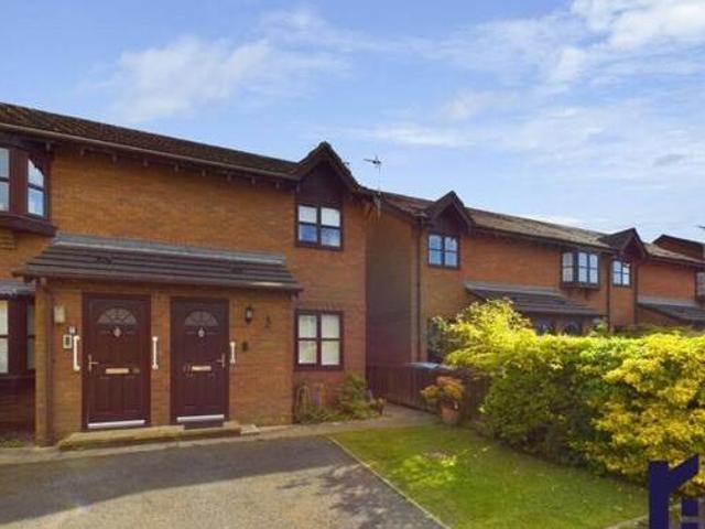 House for sale in Lyons, Greater London