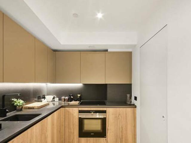 House for rent in Lyons, Greater London