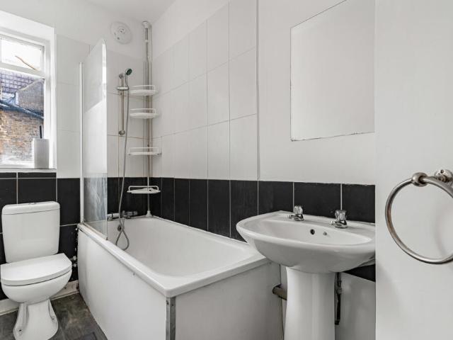 Property for sale in Tooting Graveney, Greater London