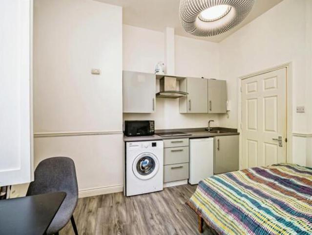 Studio for sale in Slough