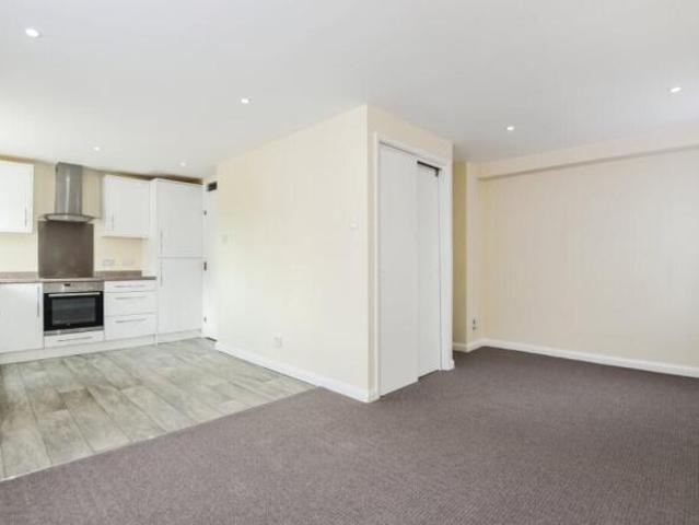 Flat for sale in Rotherhithe, Greater London