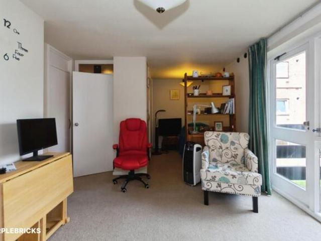 Studio for sale in Wake Green, West Midlands
