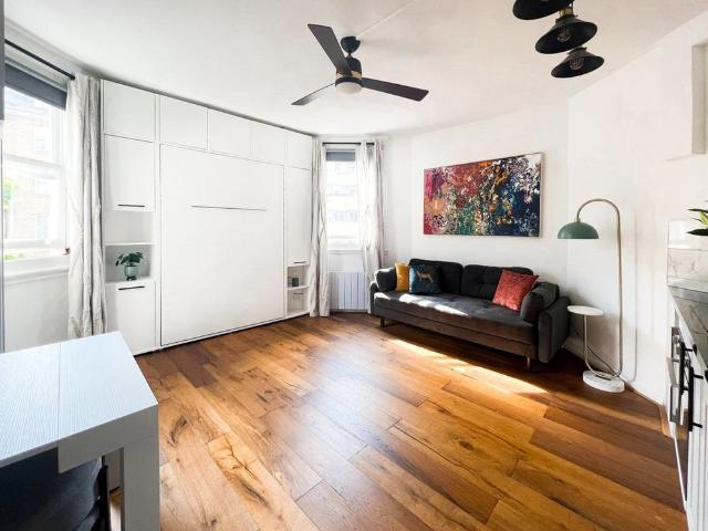 Apartment for rent in Paddington, Greater London