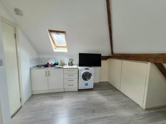 Studio for rent in Hendon Central, The Hyde