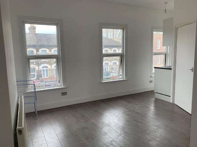 Apartment for rent in London Borough of Redbridge, Greater London