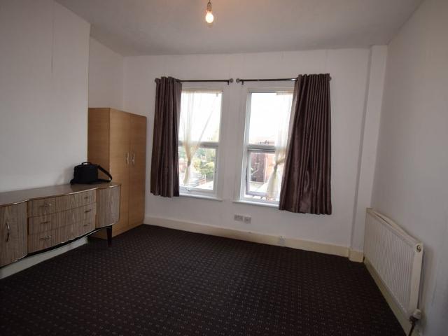 Apartment for rent in Gants Hill, Greater London