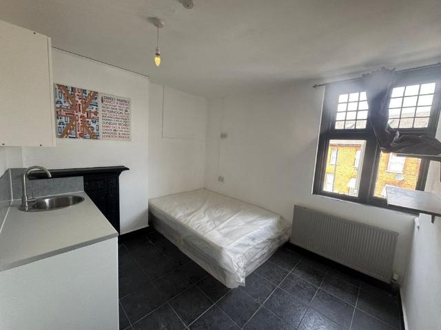 Apartment for rent in Harlesden, Greater London