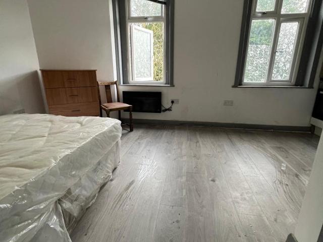 Studio for rent in Lane, Greater London