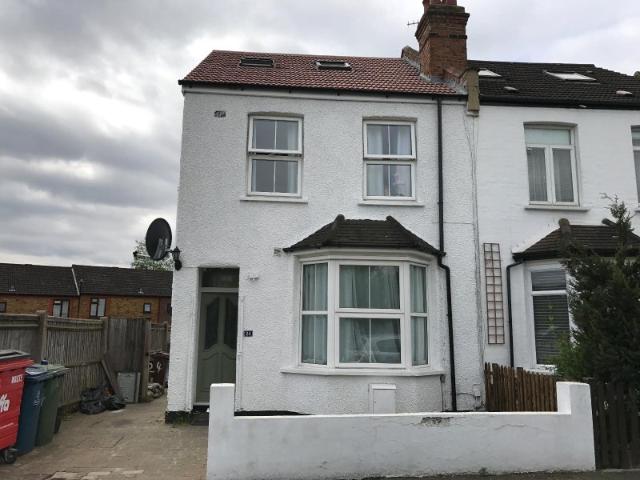 Studio for rent in Isle Of Man