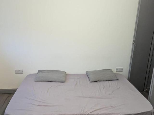 Studio for rent in London Borough of Ealing, Greater London