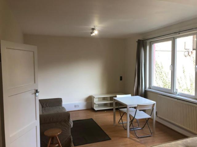 Studio for rent in Southfields, Greater London