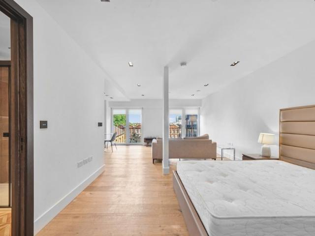 Apartment for rent in Vauxhall, Greater London