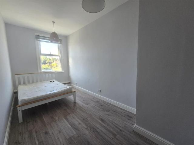 Apartment for rent in Anerley, Greater London