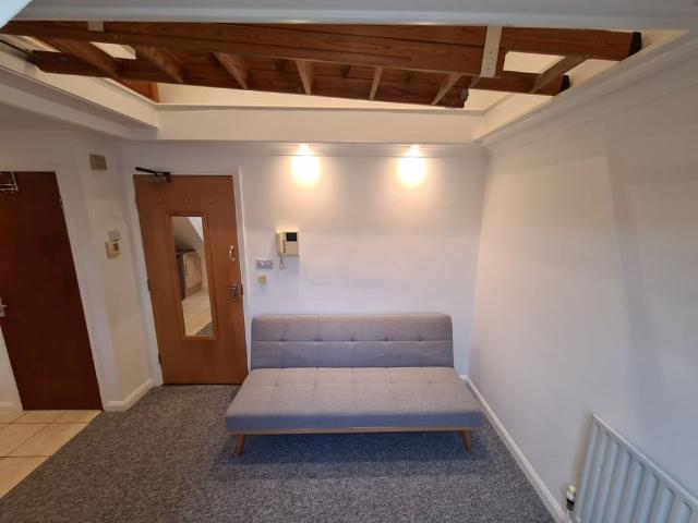 Apartment for rent in London Borough of Merton, Greater London