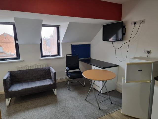 Studio for rent in Highfields, Leicester