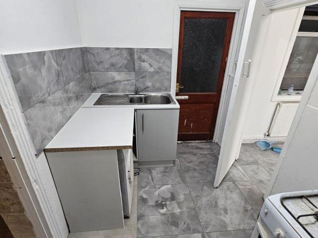 Studio for rent in Little Ilford, Greater London