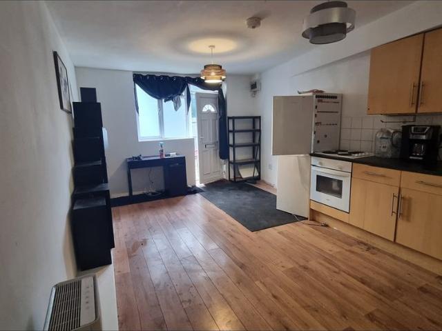Apartment for rent in Spring Park, Luton
