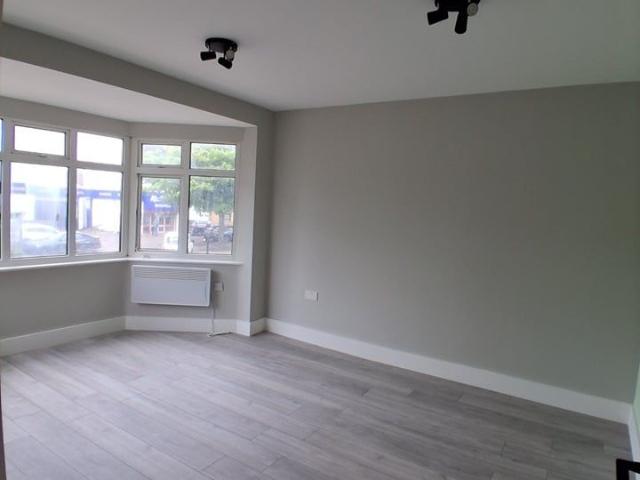 Apartment for rent in Lane, Greater London