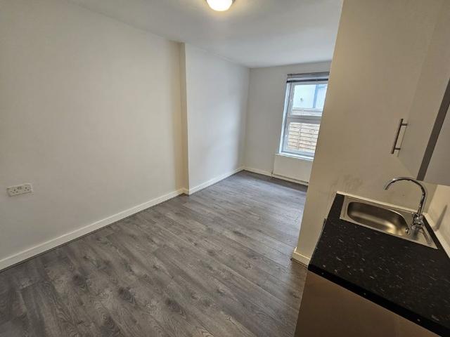 Apartment for rent in London Borough of Croydon, Greater London