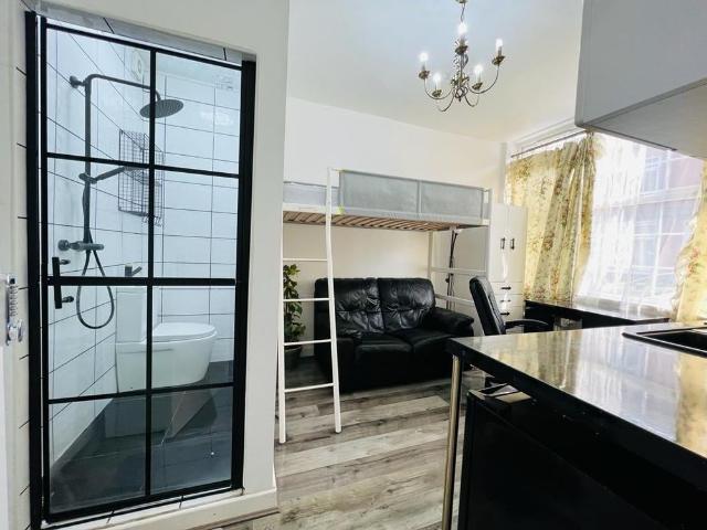 Apartment for rent in City Centre, Georgia