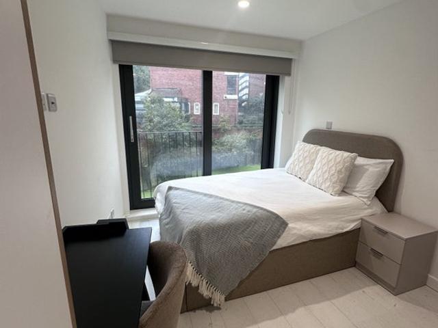 Studio for rent in London Borough of Tower Hamlets, Greater London