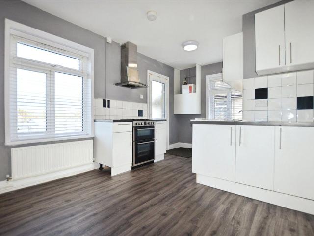 Studio for rent in Takeley Park, Uttlesford