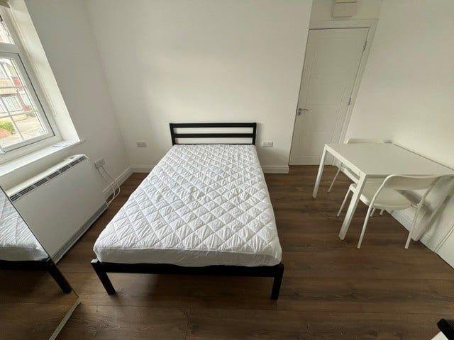 Apartment for rent in Lane, Greater London