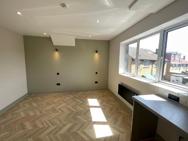 Apartment for rent in Streatham, Greater London