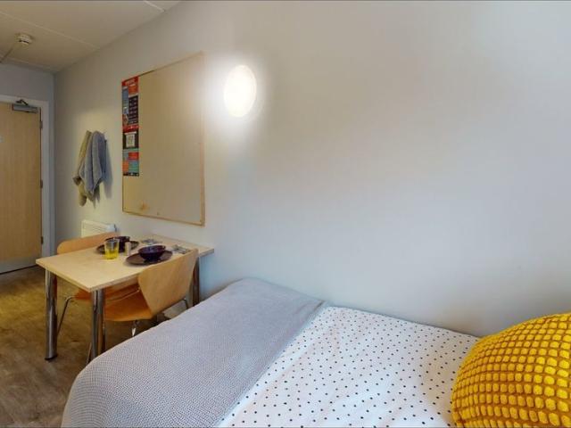 Apartment for rent in The Meadows, Haddon