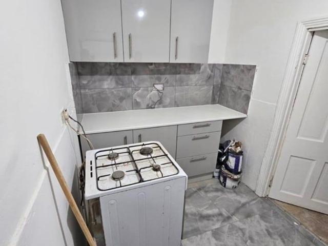 Apartment for rent in Manor Park, Greater London