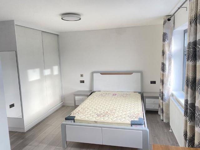 Apartment for rent in London Borough of Ealing, Greater London