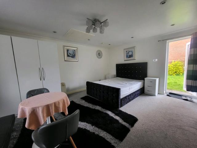 Studio for rent in Marston Green, Solihull