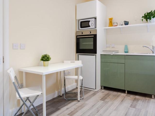Studio for rent in Shepherd's Bush, Greater London