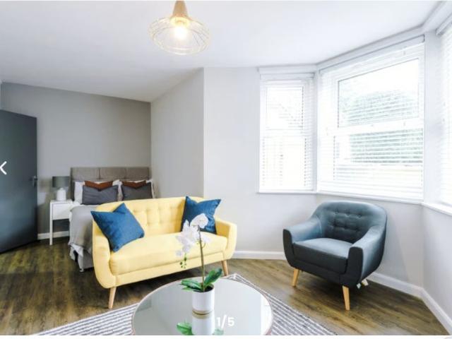 Studio for rent in Jesmond, Tyne And Wear
