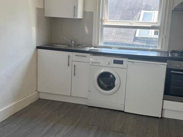 Apartment for rent in London Borough of Ealing, Greater London