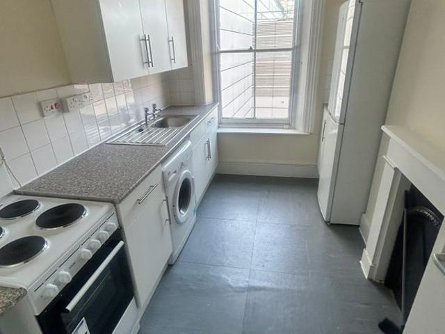 Studio for rent in London Borough of Croydon, Greater London