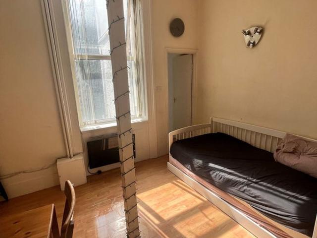 Studio for rent in Bayswater, Greater London