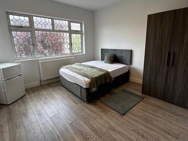 Studio for rent in Greater London