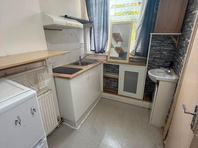 Studio for rent in Dollis Hill, Greater London