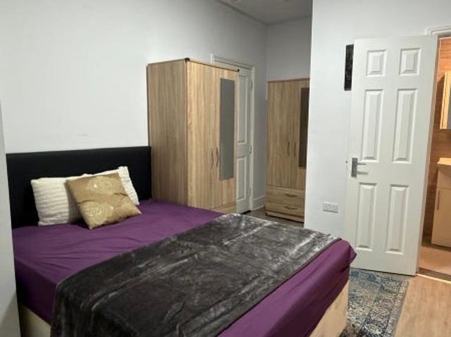 Studio for rent in Harlesden, Greater London
