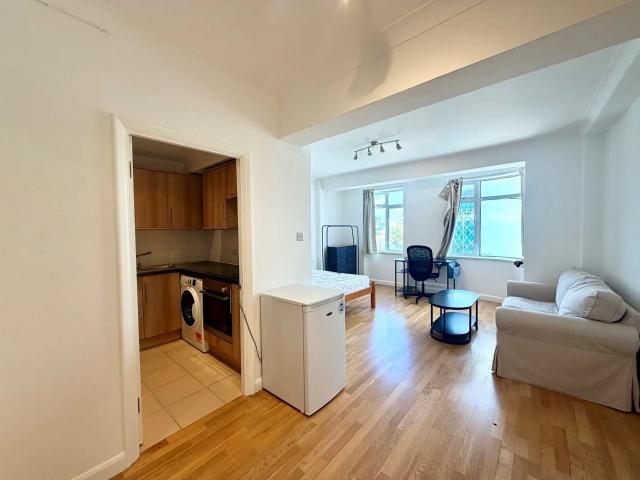 Studio for rent in London Borough of Camden, Greater London