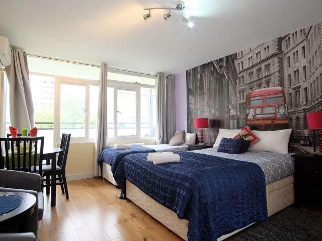Studio for rent in London Borough of Ealing, Park Royal