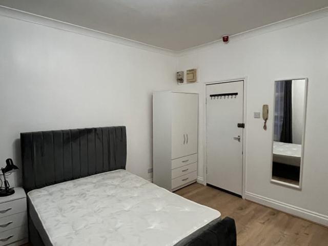 Studio for rent in South Tottenham, Greater London