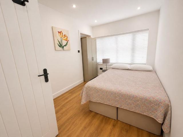 Apartment for rent in Lane, Greater London