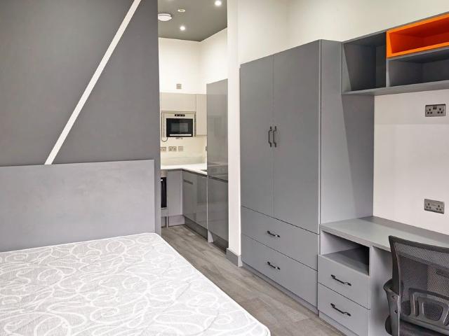 Apartment for rent in Camp Field, Leeds